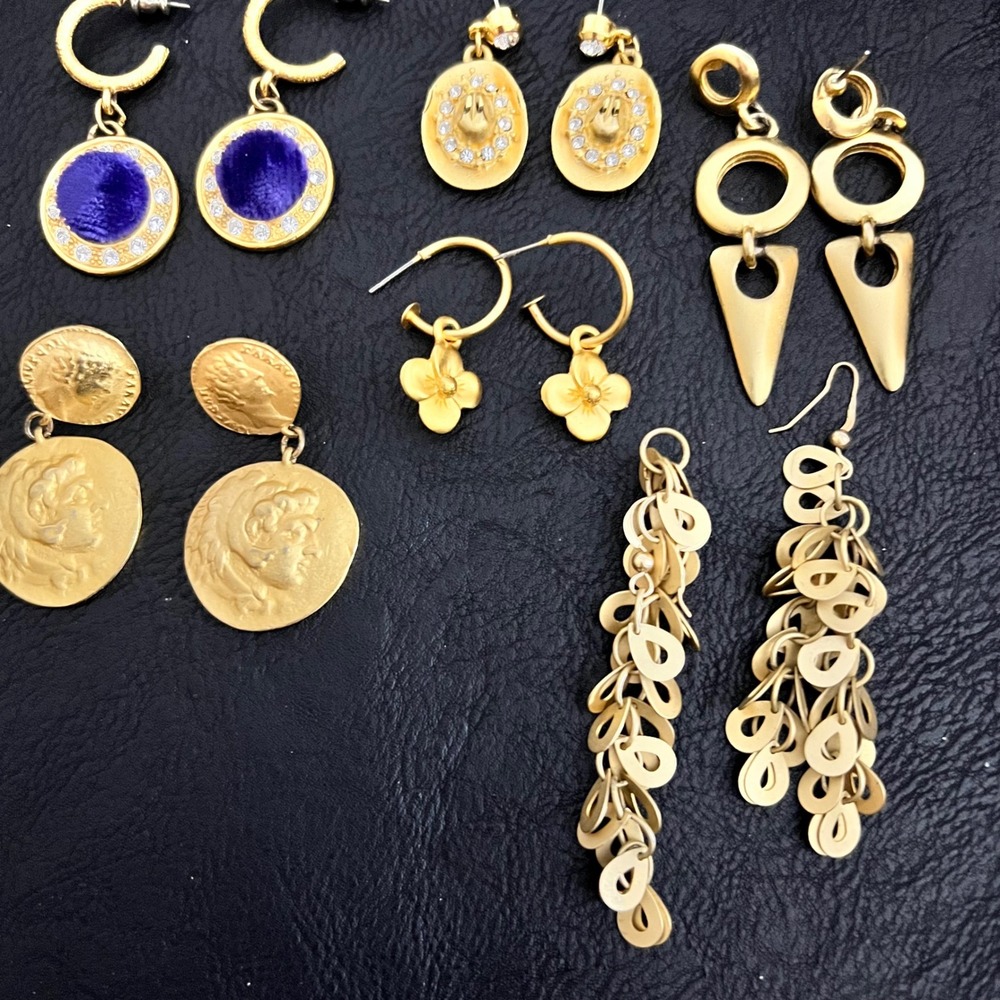 6 Pair Gold Tone Statement Earring Lot Coin Velvet Rhinestone Mixed Sizes 90s‎